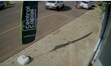 Mãe e filha ficam em estado grave após serem atropeladas em Cascavel.