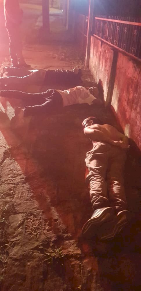 IBAITI : POLÍCIA MILITAR faz perseguição à carro FURTADO