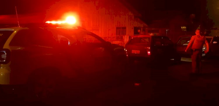 IBAITI : POLÍCIA MILITAR faz perseguição à carro FURTADO